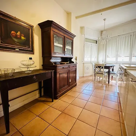 Appartement Elegant 2 Bedroom With Balcony At By Rentopolis *